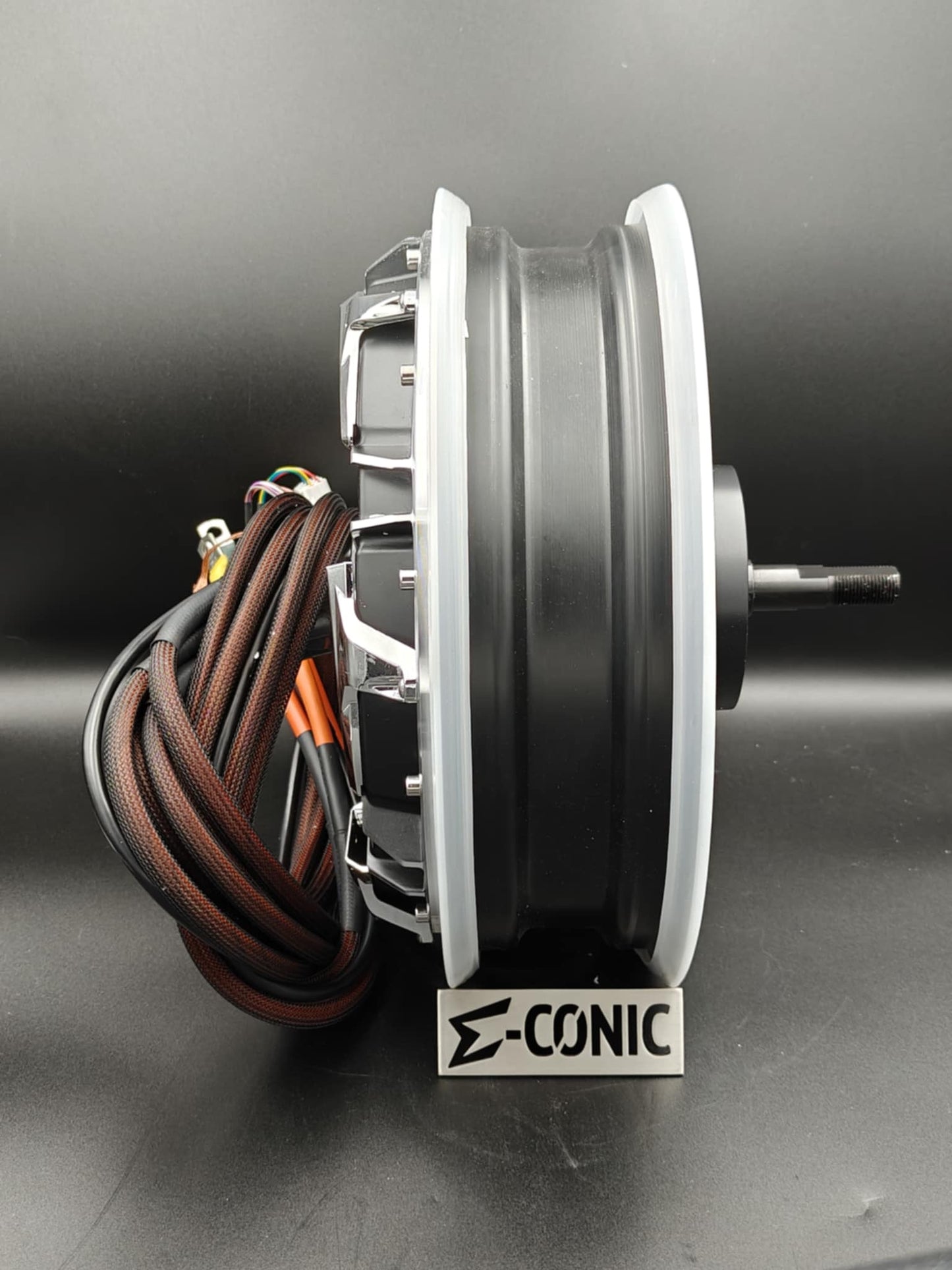 Motor de buje de carreras QS de 12", serie 3000WP V5 con Shinko SR723 130/70/12