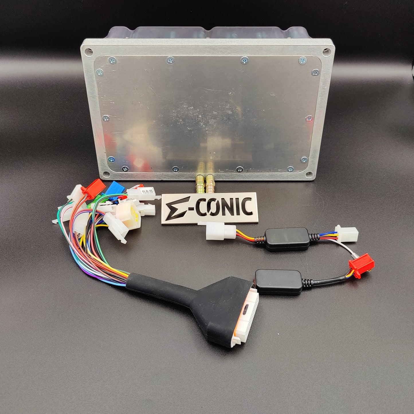 FarDriver Sinewave Controller: Custom Race Version ND1082200 by EV Surin