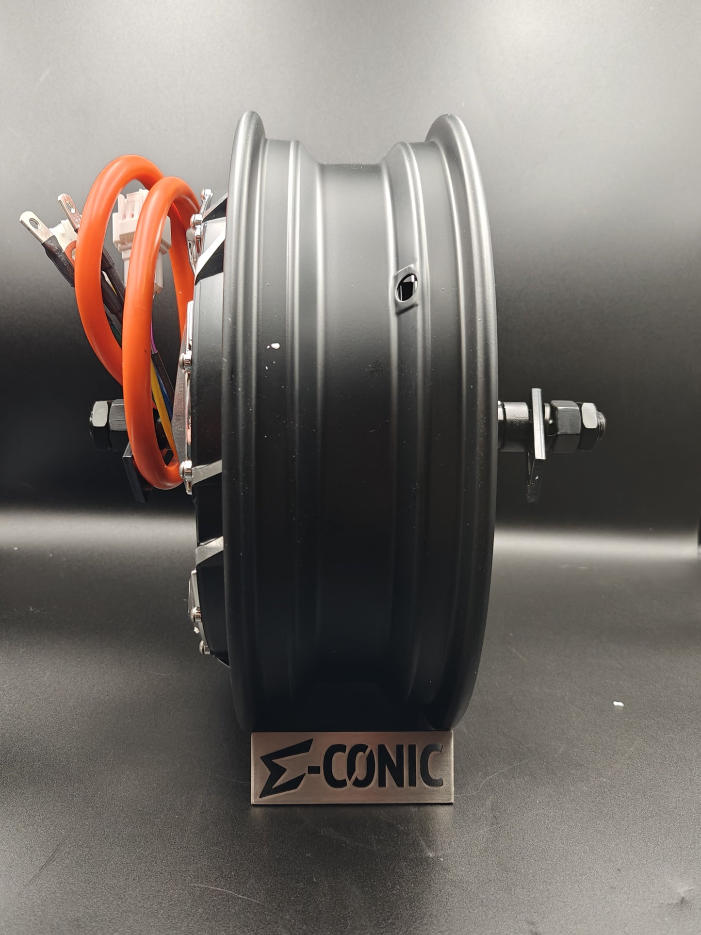 Motor de buje QS de 12", 3000 W, V4, con neumáticos CST 130/70/12 CM806