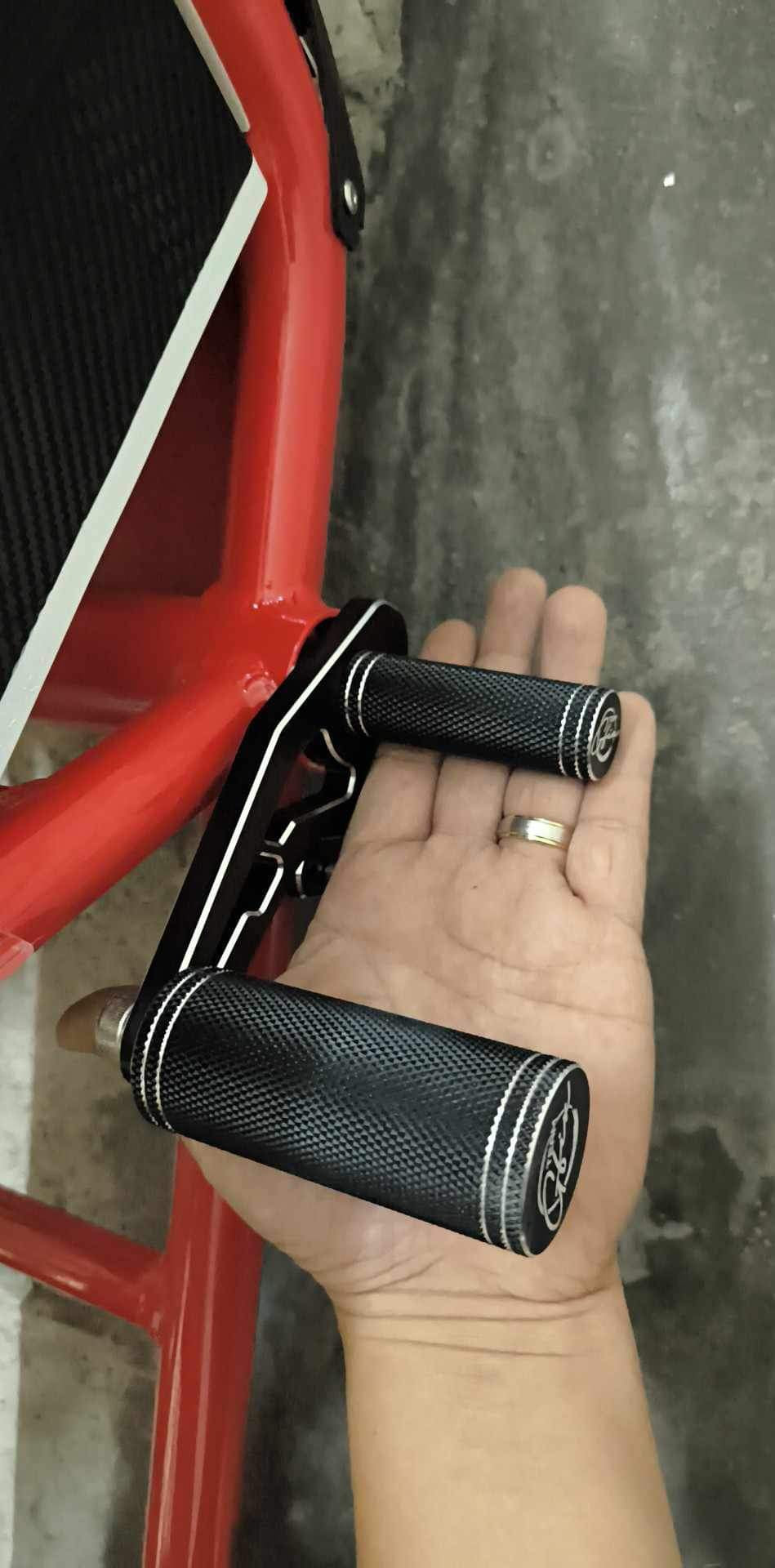Fiido or Emove Roadrunner: Foot Peg Sets