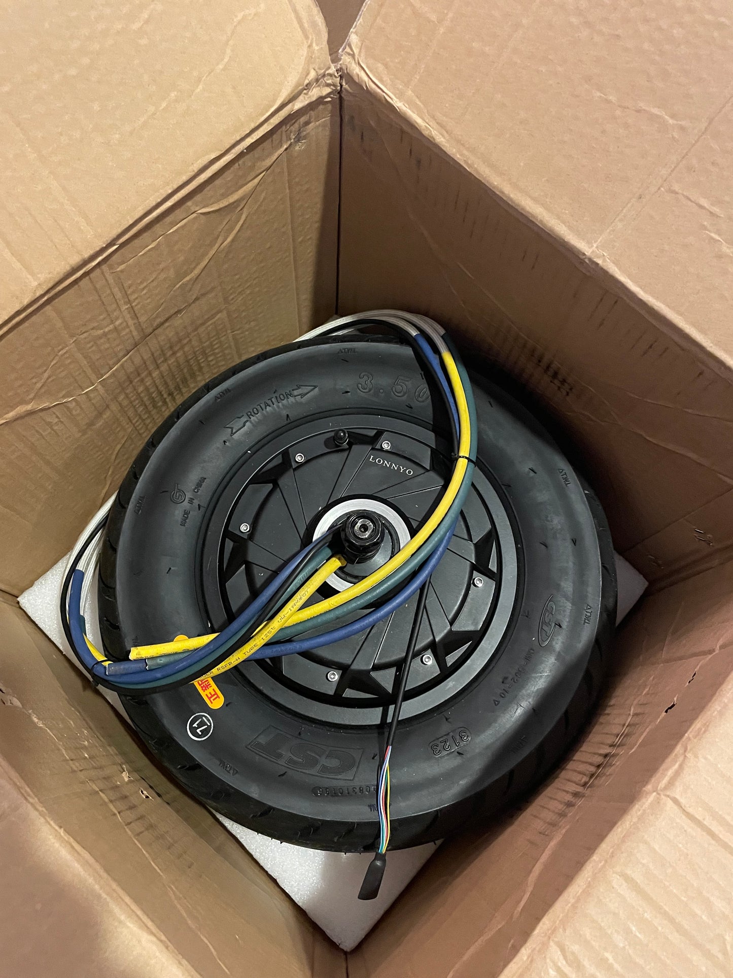 Motors: 12" Lonnyo R4 Hub Motor (8" Actual), 72V 5500w, Single Phase Input, 3.50-8 CST Tire