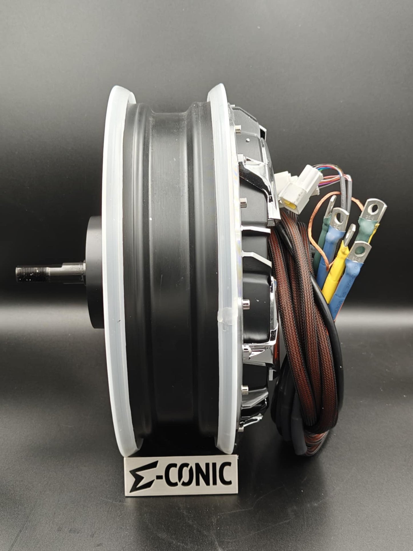 Motor de buje de carreras QS de 12", serie 3000WP V5 con Shinko SR723 130/70/12