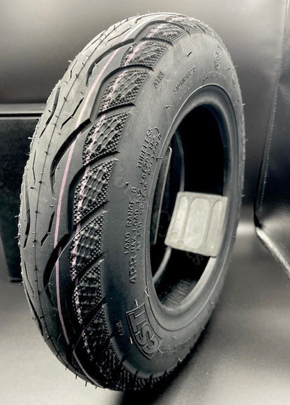 Tires:  CST Tubeless CM539 3.00 - 8