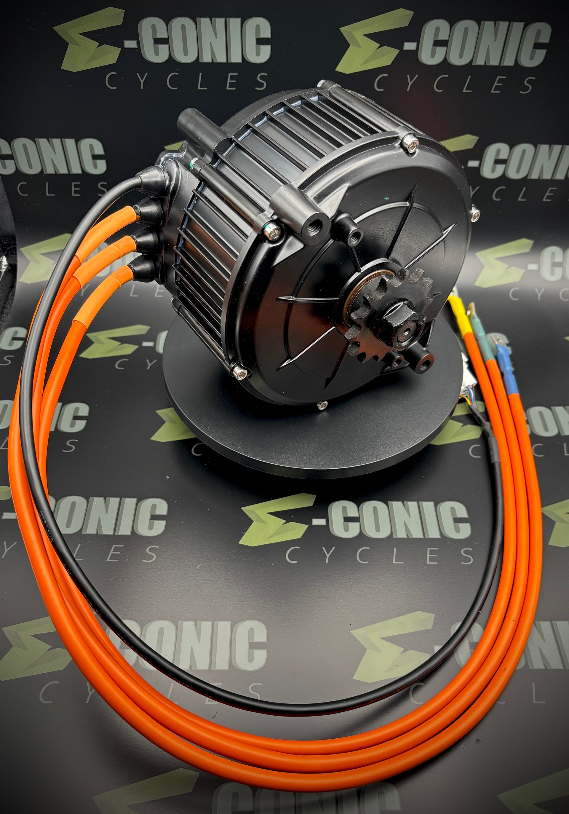 Motors: QS165 v2 72V 35H 5KW Hall Sensor Motor w 428 Sprocket (14T