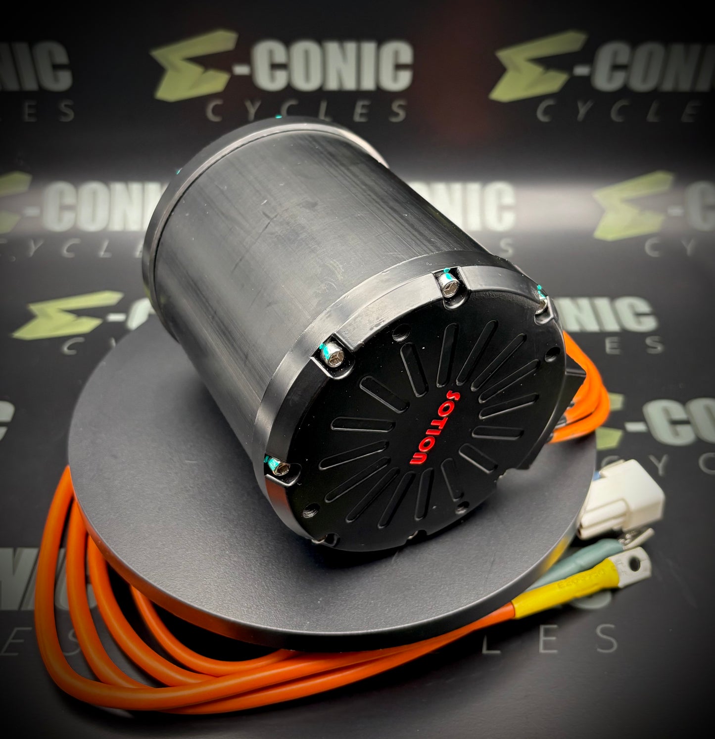 Motor con sensor Hall Sotion FW11 con piñón n.° 35 (11 dientes)